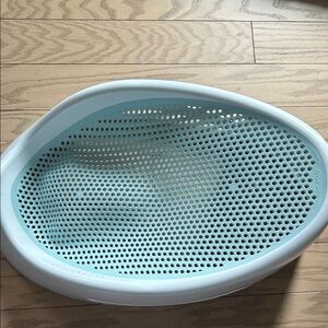 AngelCare Baby Bath Support in White and Blue